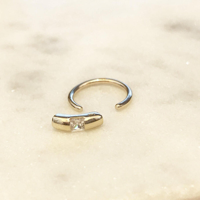 14kt Gold Princess Cut Captive Ring