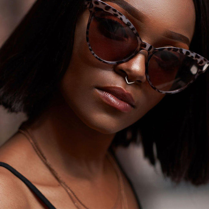 14kt White Gold Chevron Opal Hinged Ring