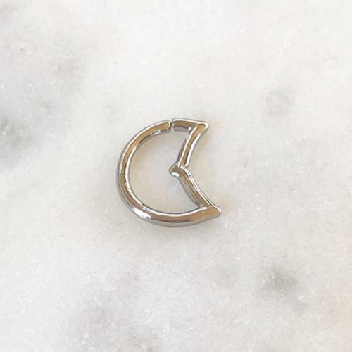 Dolphin Tail Ring 16G
