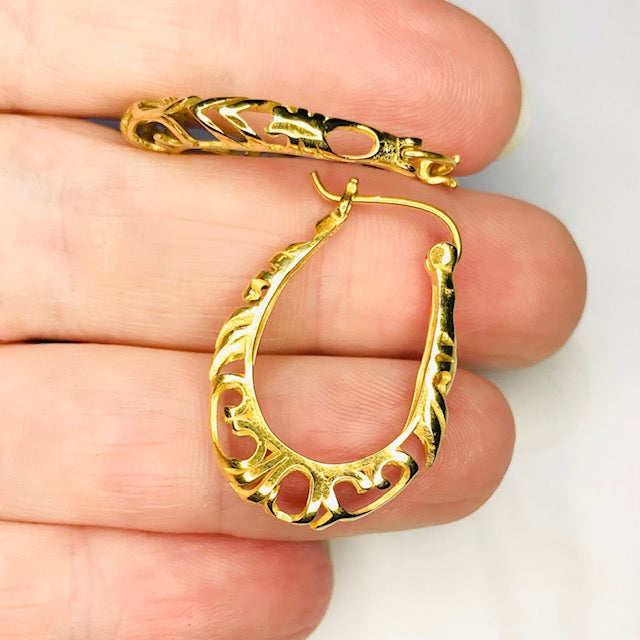 Gold Filigree Oval Earring Pair